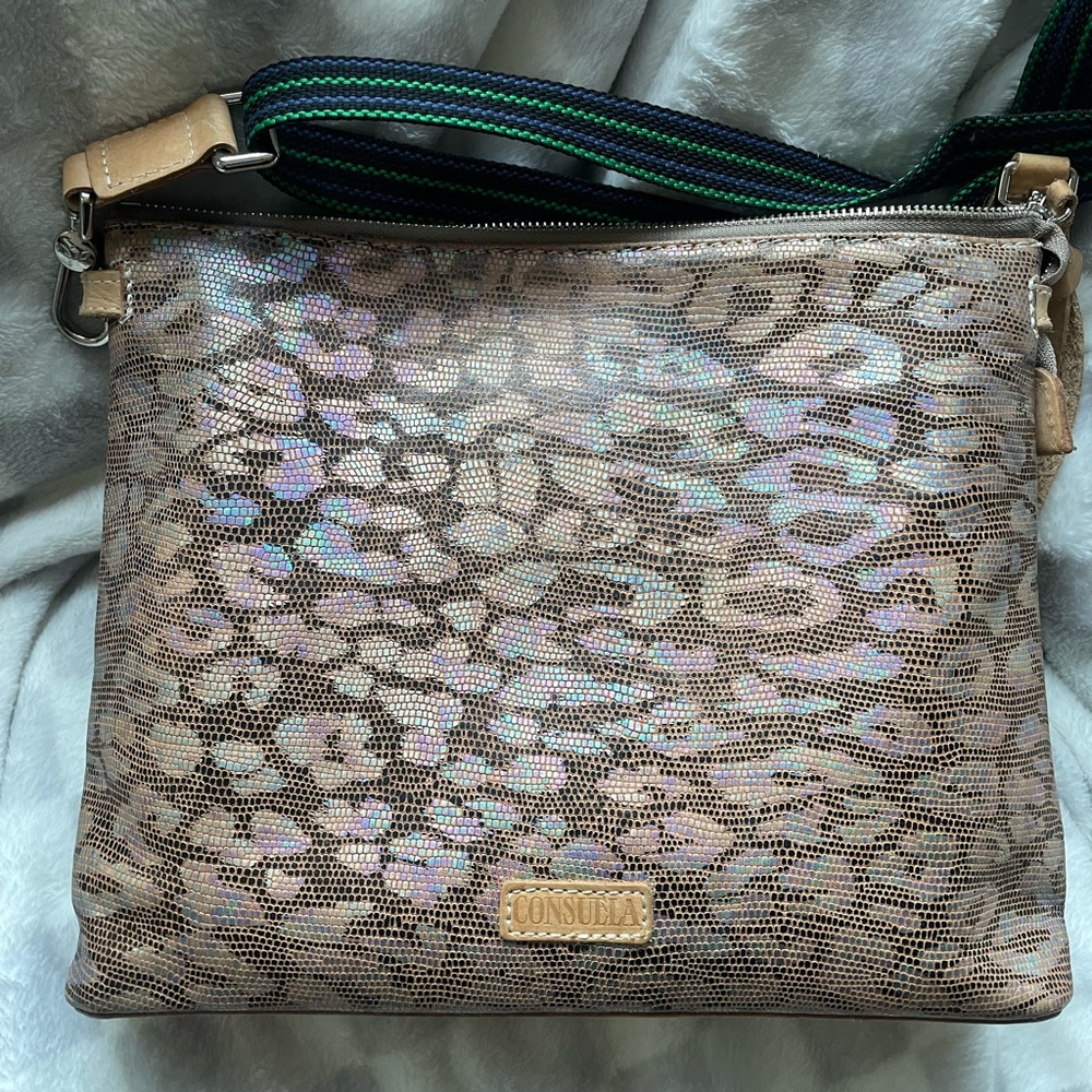 Consuela Iris Downtown Crossbody bag - Picture 2 of 6